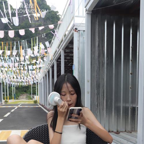 1925期  小妹玉足